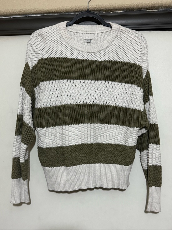 a new day Sweaters - Women’s Olive and White Striped Crewneck Sweater